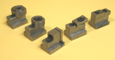 Milling table low profile clamps